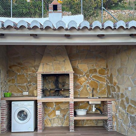 Amazing Home In Frigiliana With Kitchen מראה חיצוני תמונה