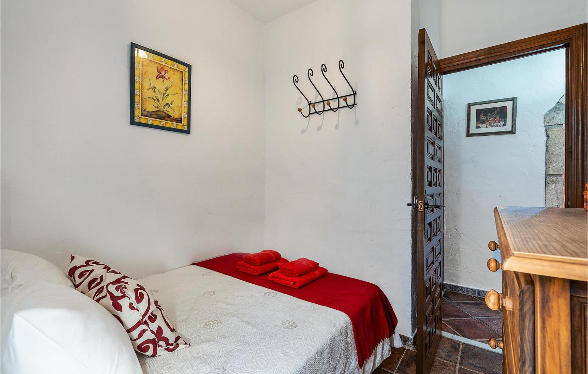Amazing Home In Frigiliana With Kitchen מראה חיצוני תמונה