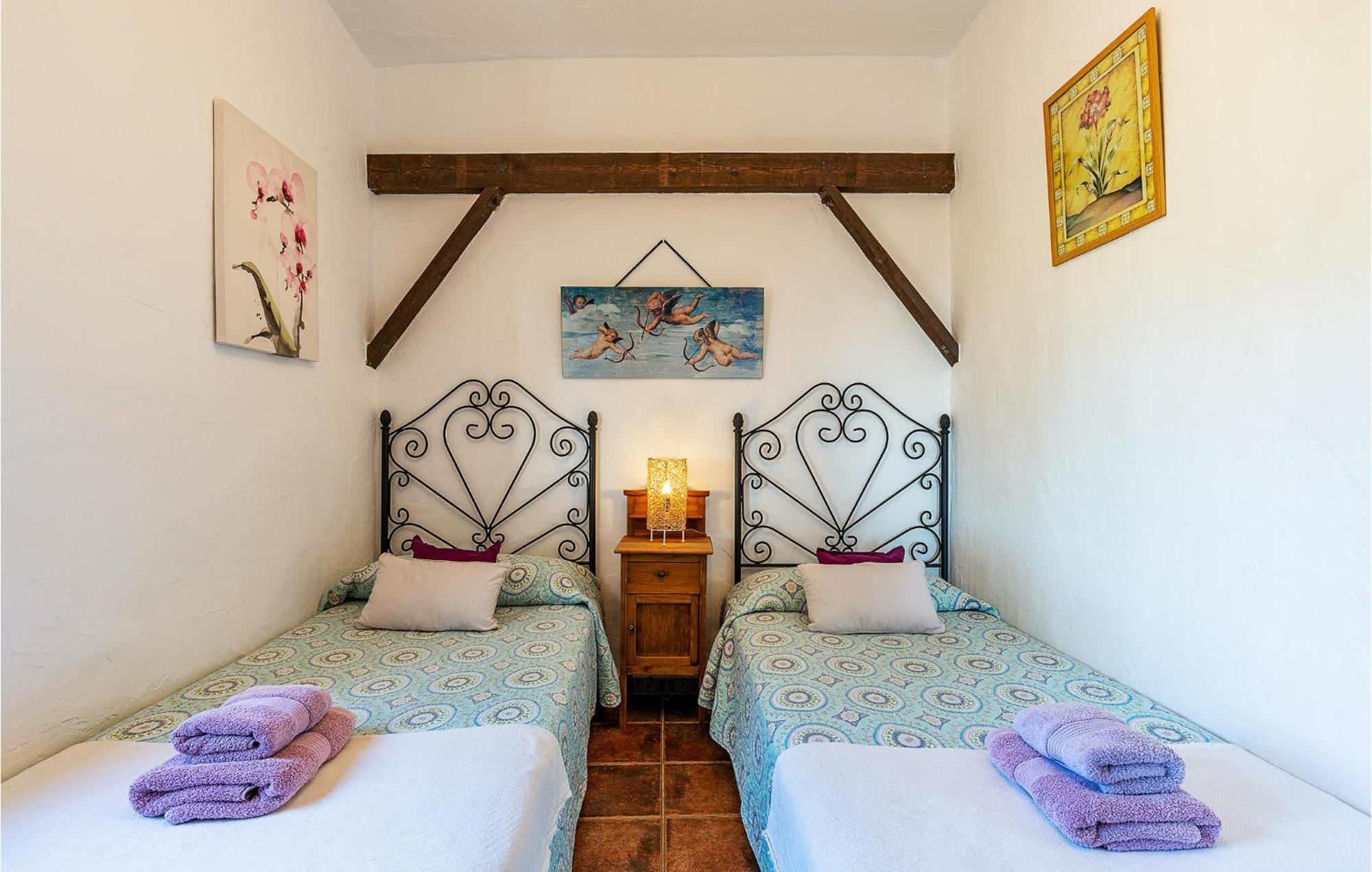 Amazing Home In Frigiliana With Kitchen מראה חיצוני תמונה
