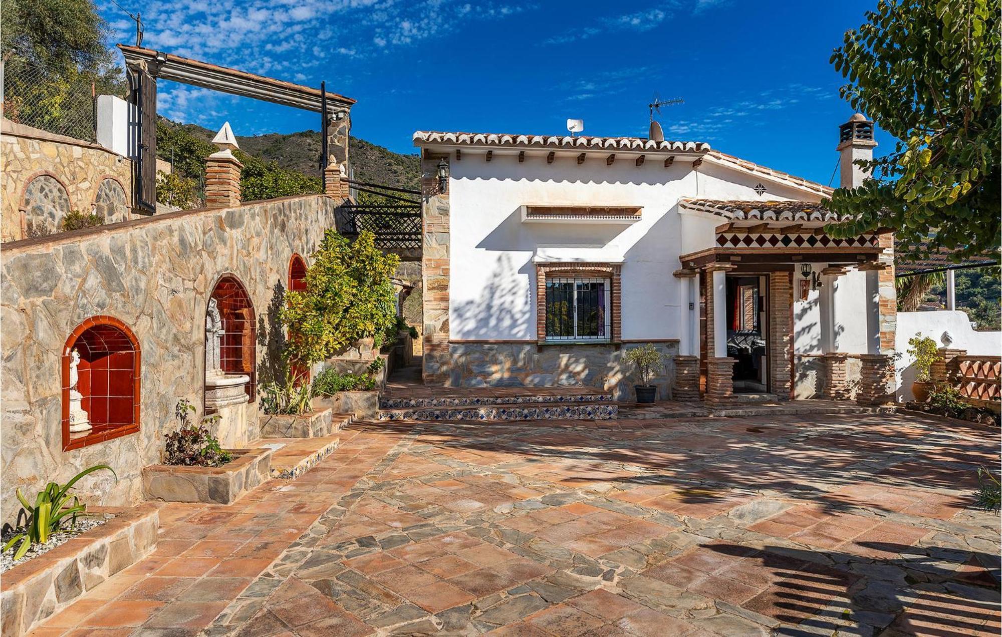 Amazing Home In Frigiliana With Kitchen מראה חיצוני תמונה