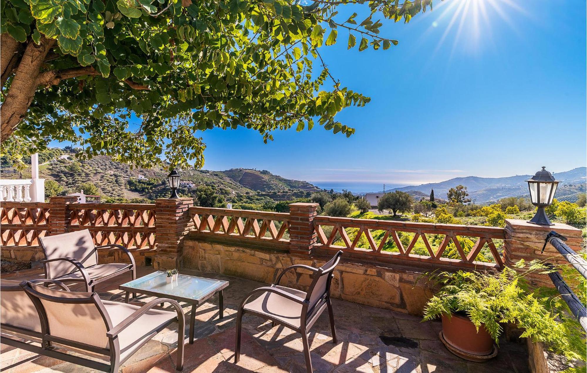 Amazing Home In Frigiliana With Kitchen מראה חיצוני תמונה