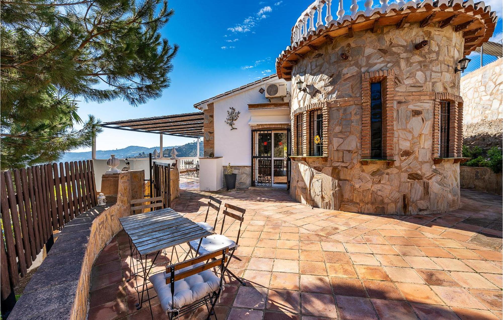 Amazing Home In Frigiliana With Kitchen מראה חיצוני תמונה